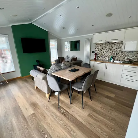 Lakeview Whitecross Bay